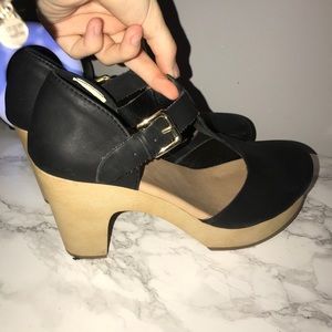 OLD NAVY heels